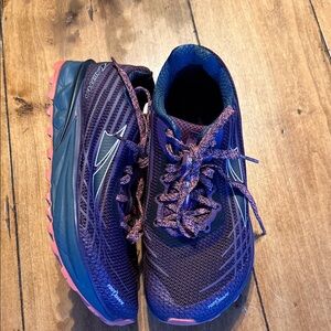 Altra Dark Purple and Pink Trail Shoes Timp 2 8.5